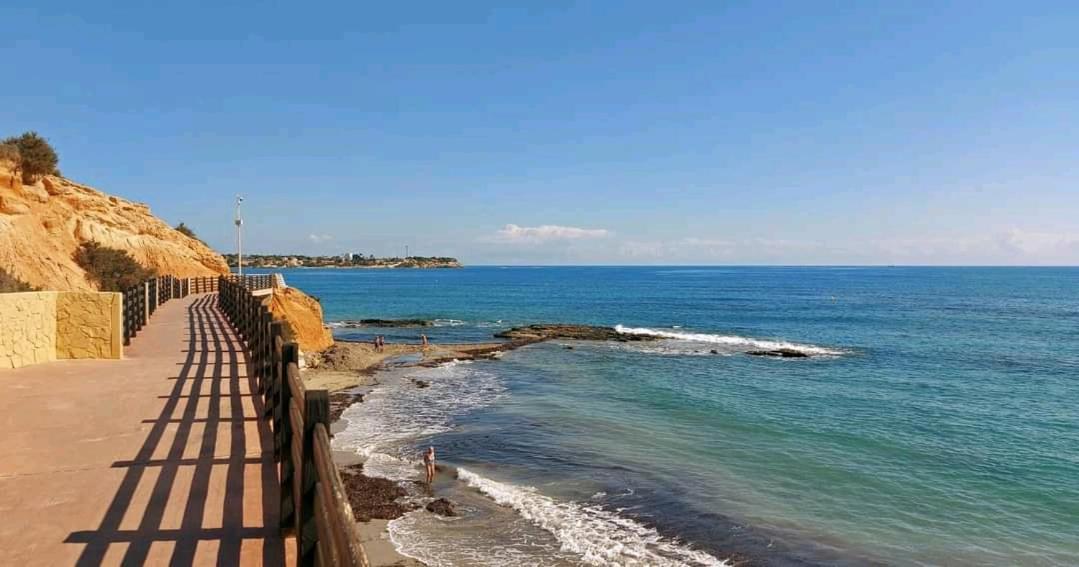 Close To Beaches & Golf Courses - With Pool & Bbq Alicante Exterior photo